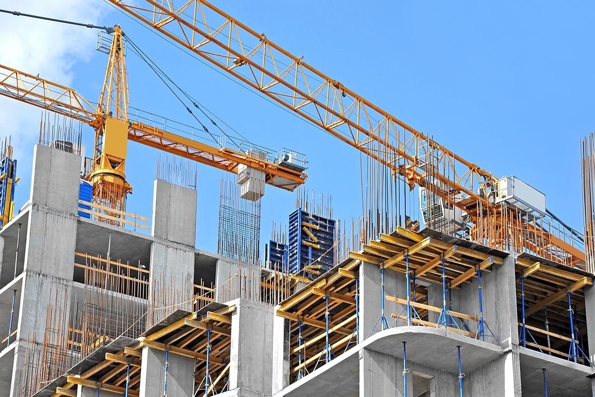 How Carbon Fiber Reinforcements Work to Strengthen Vancouver Concrete Structures